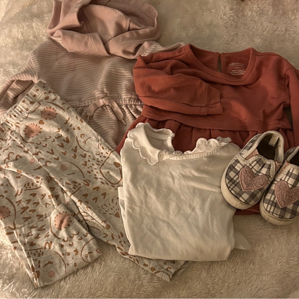Pink + White Baby Bundle with Heart Shoes. 18mo Girl